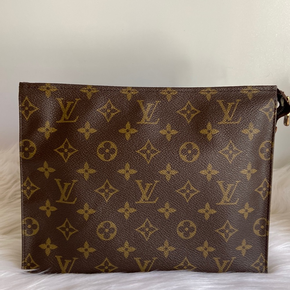Louis Vuitton Monogram Toiletry Pouch 26